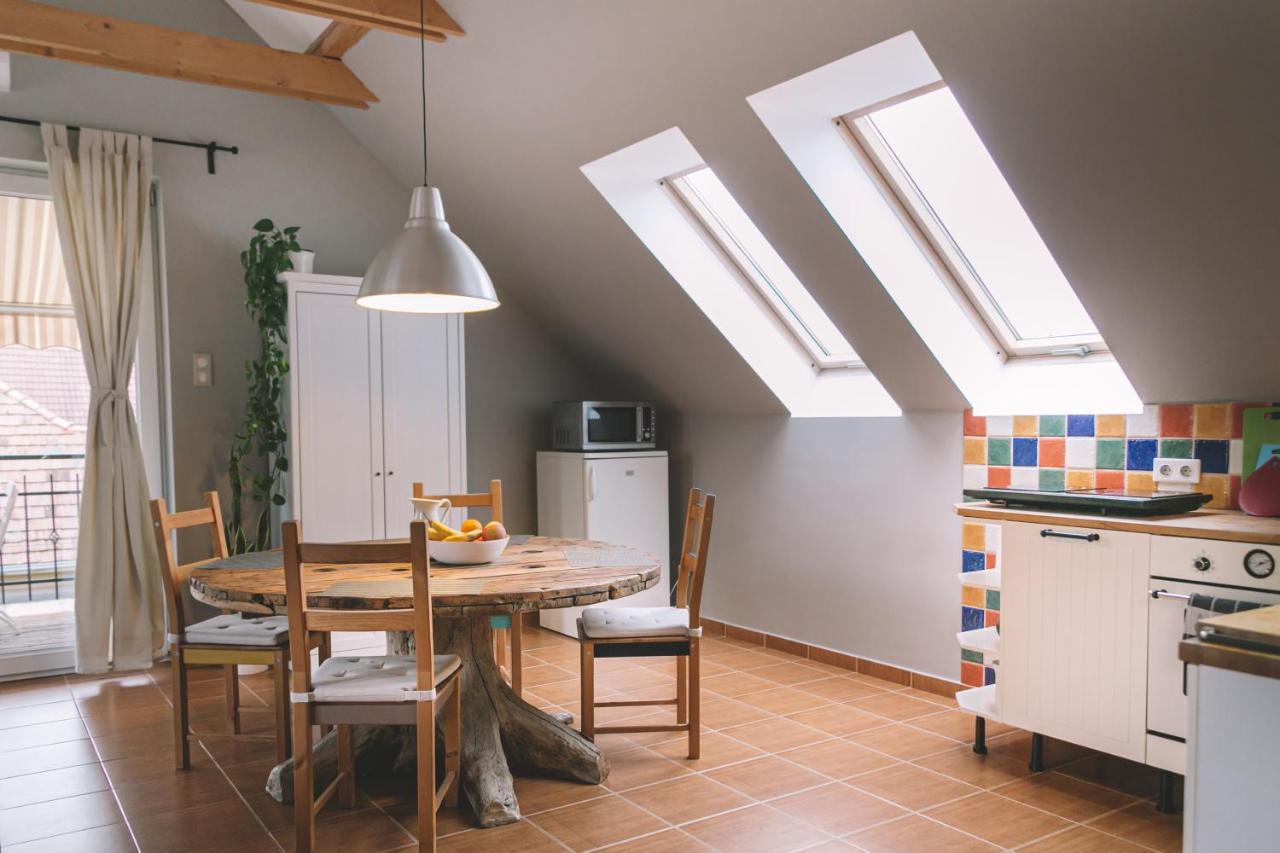 Pannonia Apartment Göd Dış mekan fotoğraf