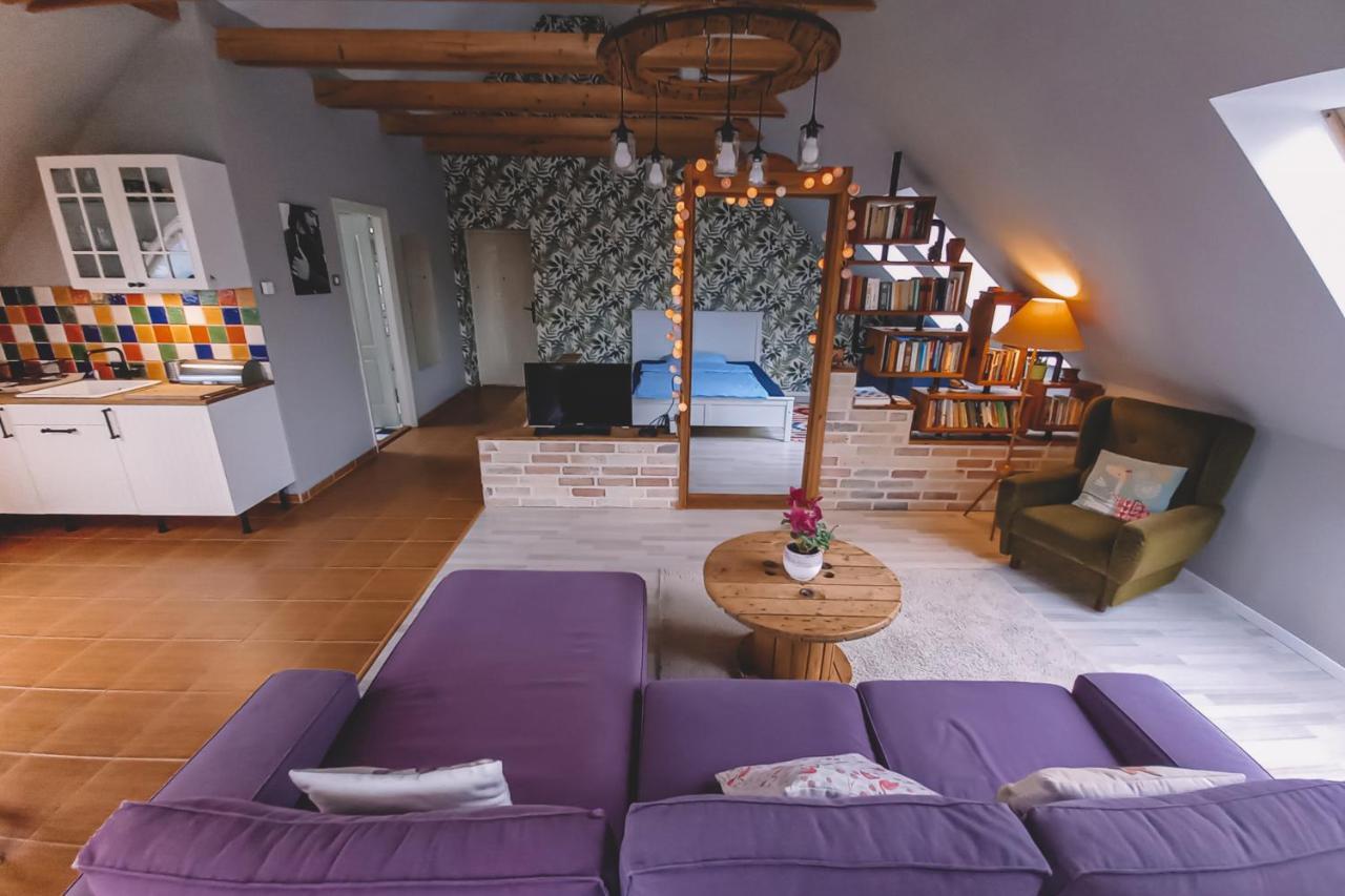 Pannonia Apartment Göd Dış mekan fotoğraf